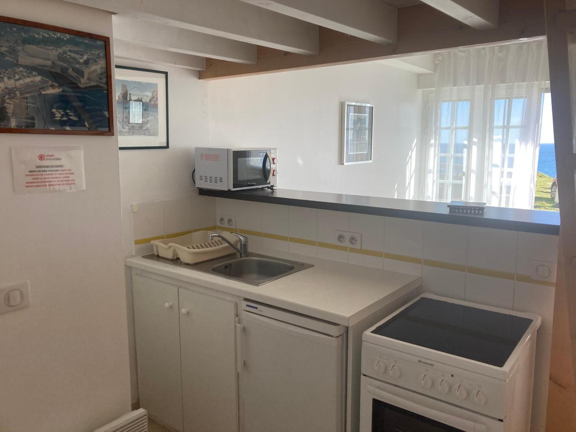 Studio Renove Avec Parking, Wifi, Proche Plage Et Centre - Fr-1-418-93 Le Palais Exteriör bild